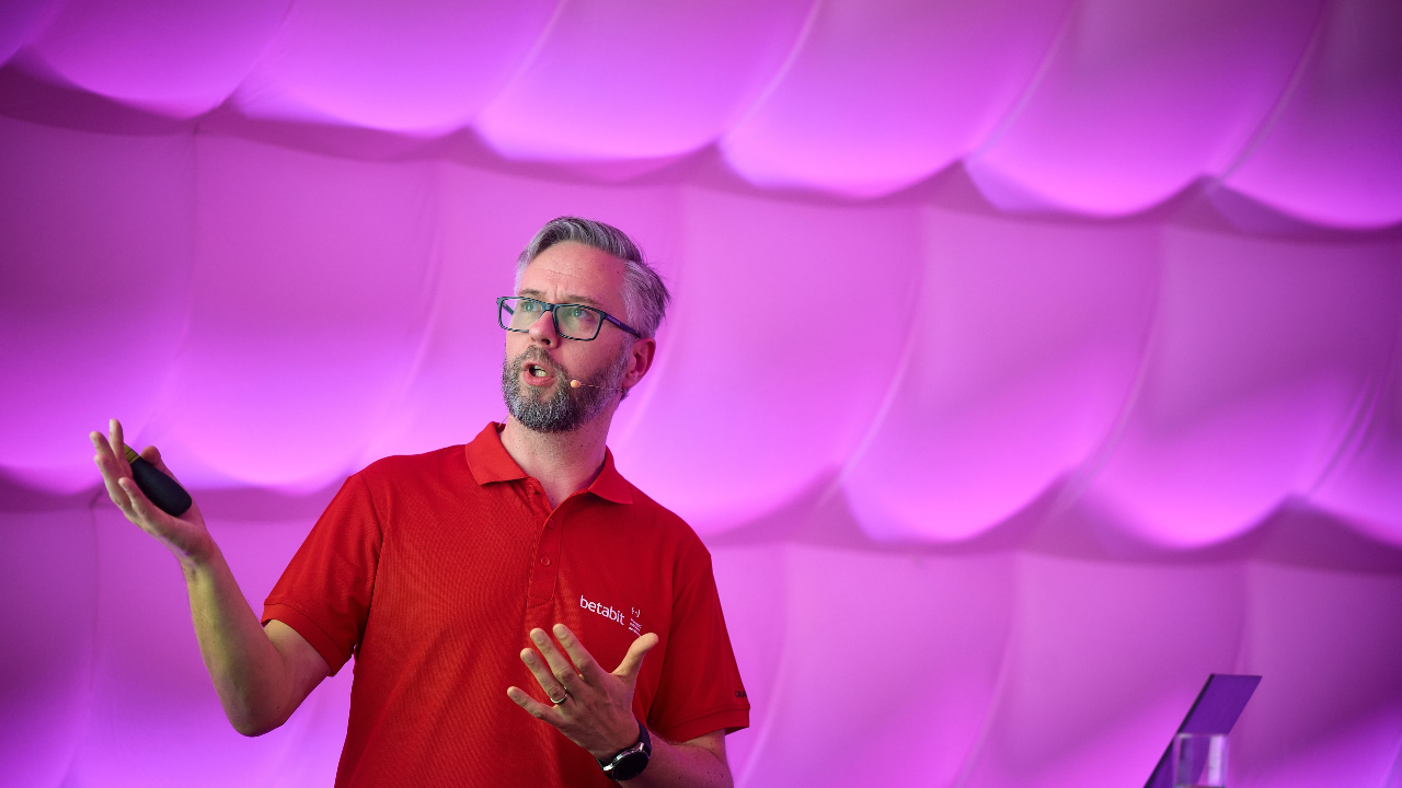 0f891073-2cfd-4237-aa65-a2a16733d718