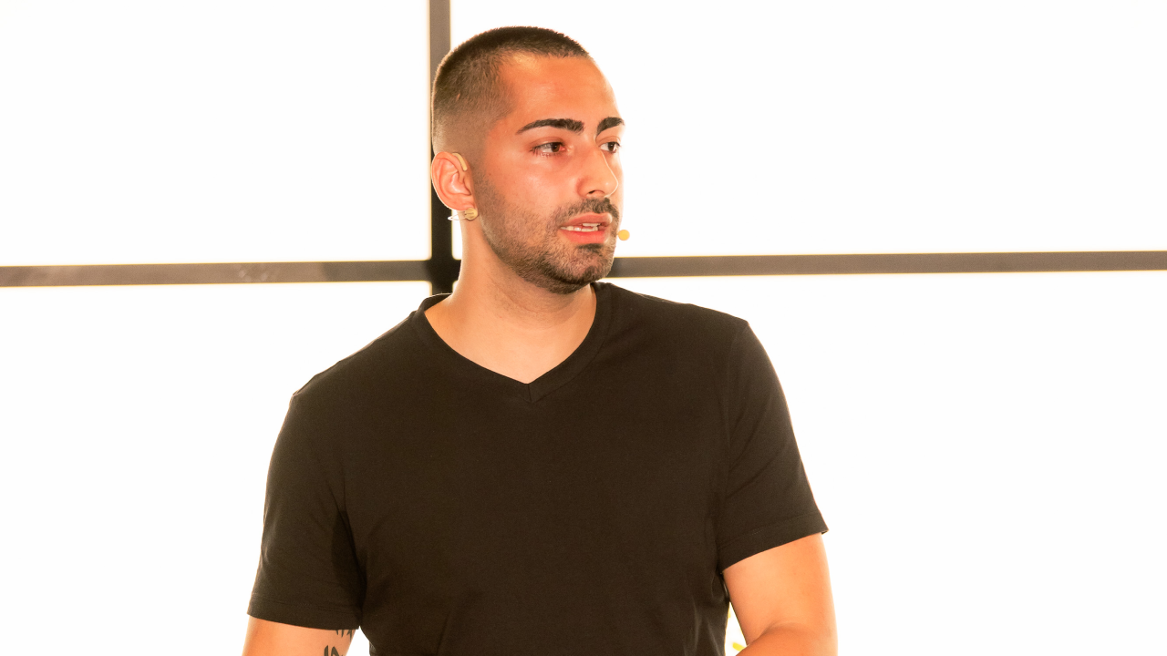 33188077-d4a6-4d06-ba00-11b8cb63bc0f