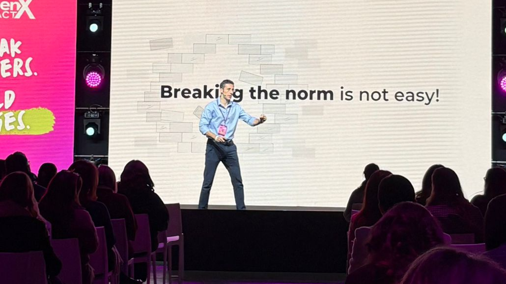 c0cf7956-9f5b-4fad-8800-6e53204e097b